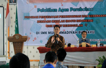 Sosialisasi Program Roots di SMK Muhammadiyah Bumiayu